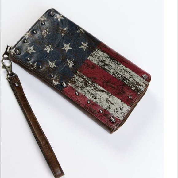 SHYANNE WOMEN'S AMERICAN FLAG WALLET - Picture 1 of 7